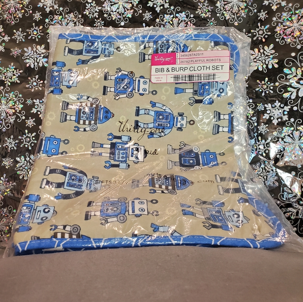 Thirty-One Bib and Burp Cloth Set